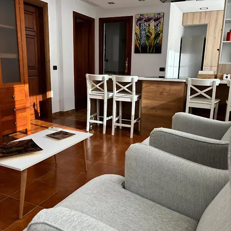Apartment Flores
